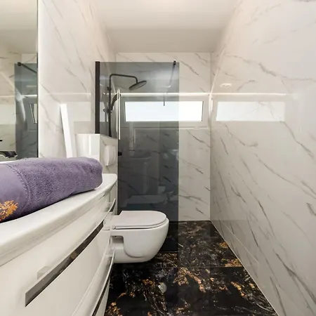 House With A Swimming Pool - Lozice, - 27818 Nyaraló Vir